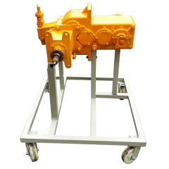 装载机7档手动变速器拆装实训台